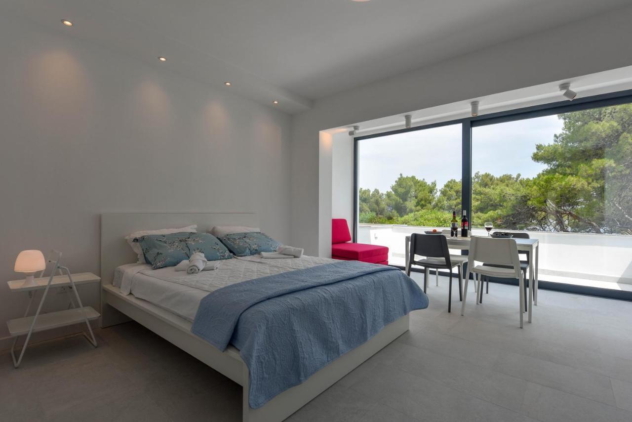 Lazaneo Seafront Apartments, Jelsa  Exterior photo