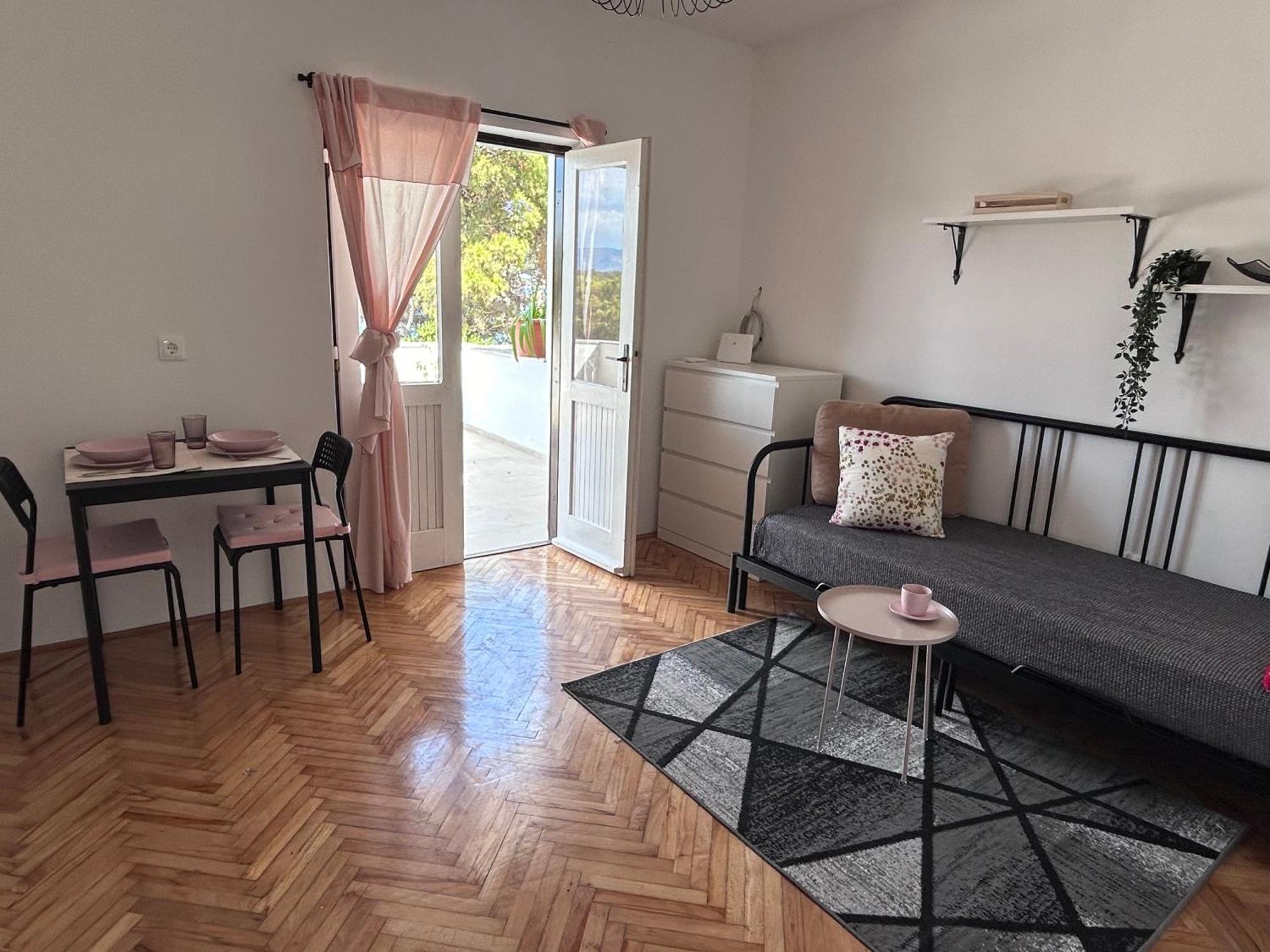 Lazaneo Seafront Apartments, Jelsa  Exterior photo